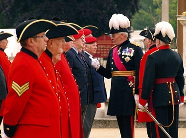 A picture of the General inspecting those on parade